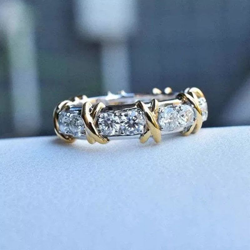 Bague croisée en diamant moissanite intégral