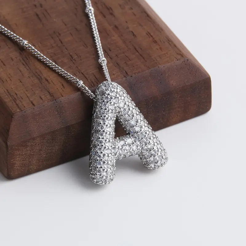 Collier Pendentif en Diamant avec Alphabet