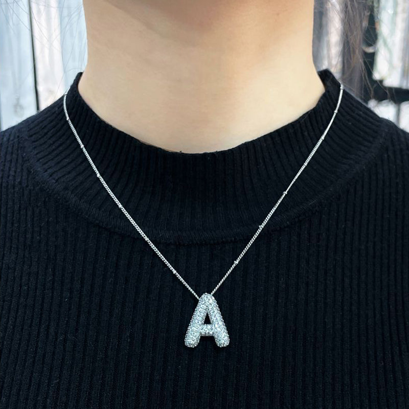 Collier Pendentif en Diamant avec Alphabet