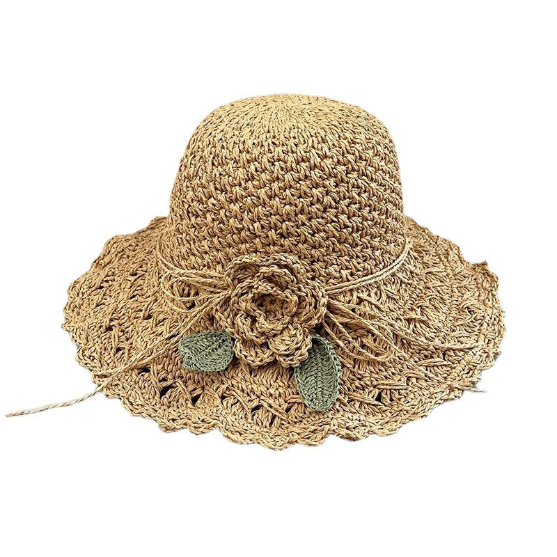 Elégant chapeau de paille en crochet avec volants