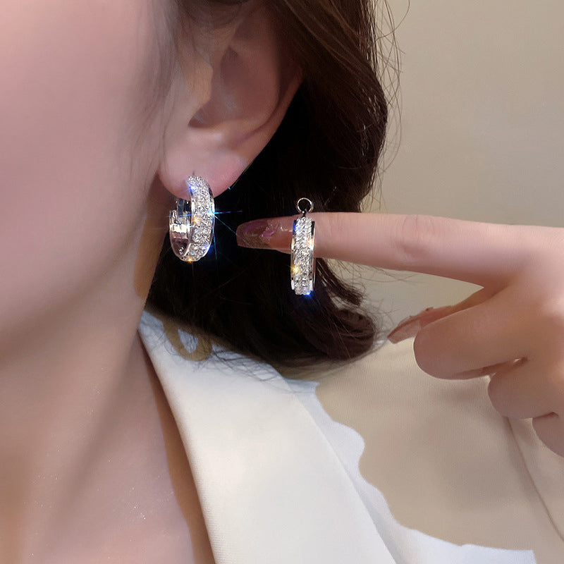 Petites Boucles d'Oreilles Créoles Scintillantes